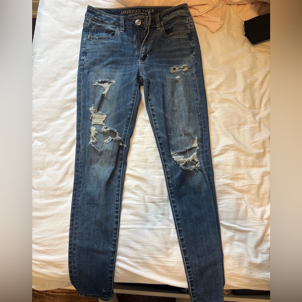 American Eagle Outfitters Women's Ripped Blue Skinny Jeans